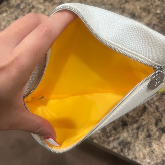 Gudetama Sanrio Pencil Case - Picture 4 of 6